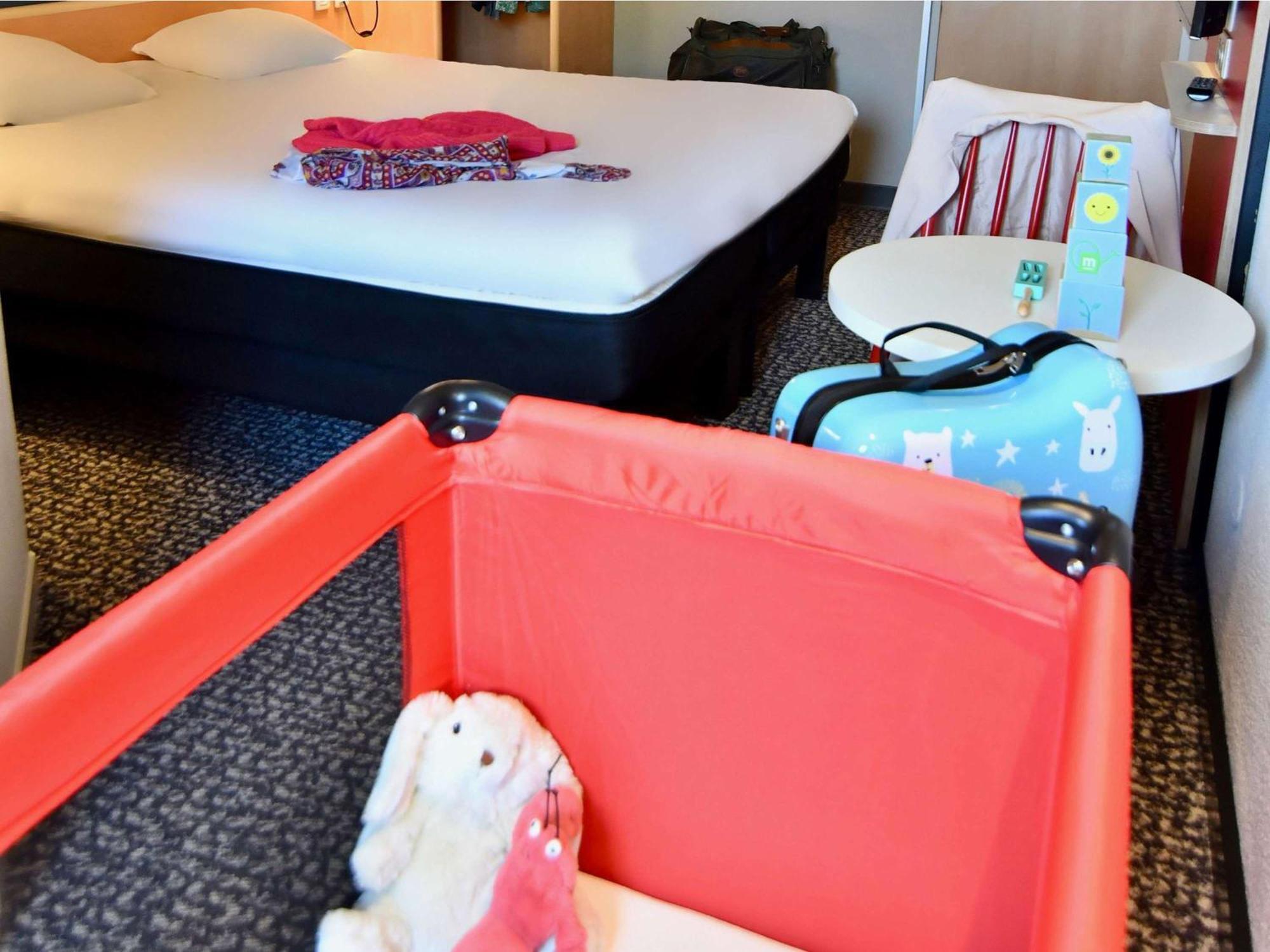 Ibis Nantes Saint Herblain エクステリア 写真
